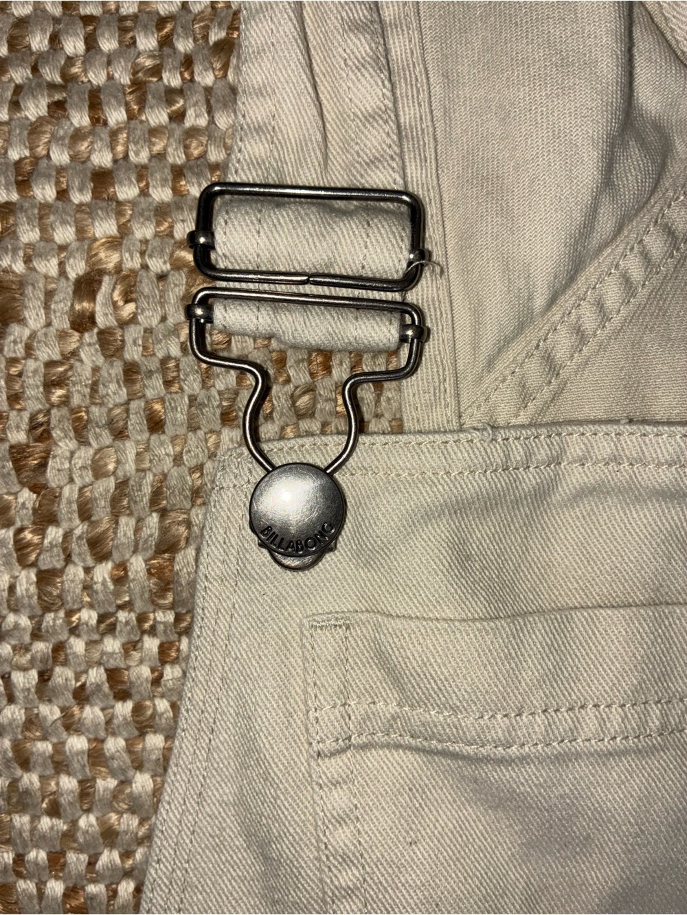 EUC Billabong Cream Denim Short Overalls Women's Medium Boho Summer Festival - Picture 12 of 13